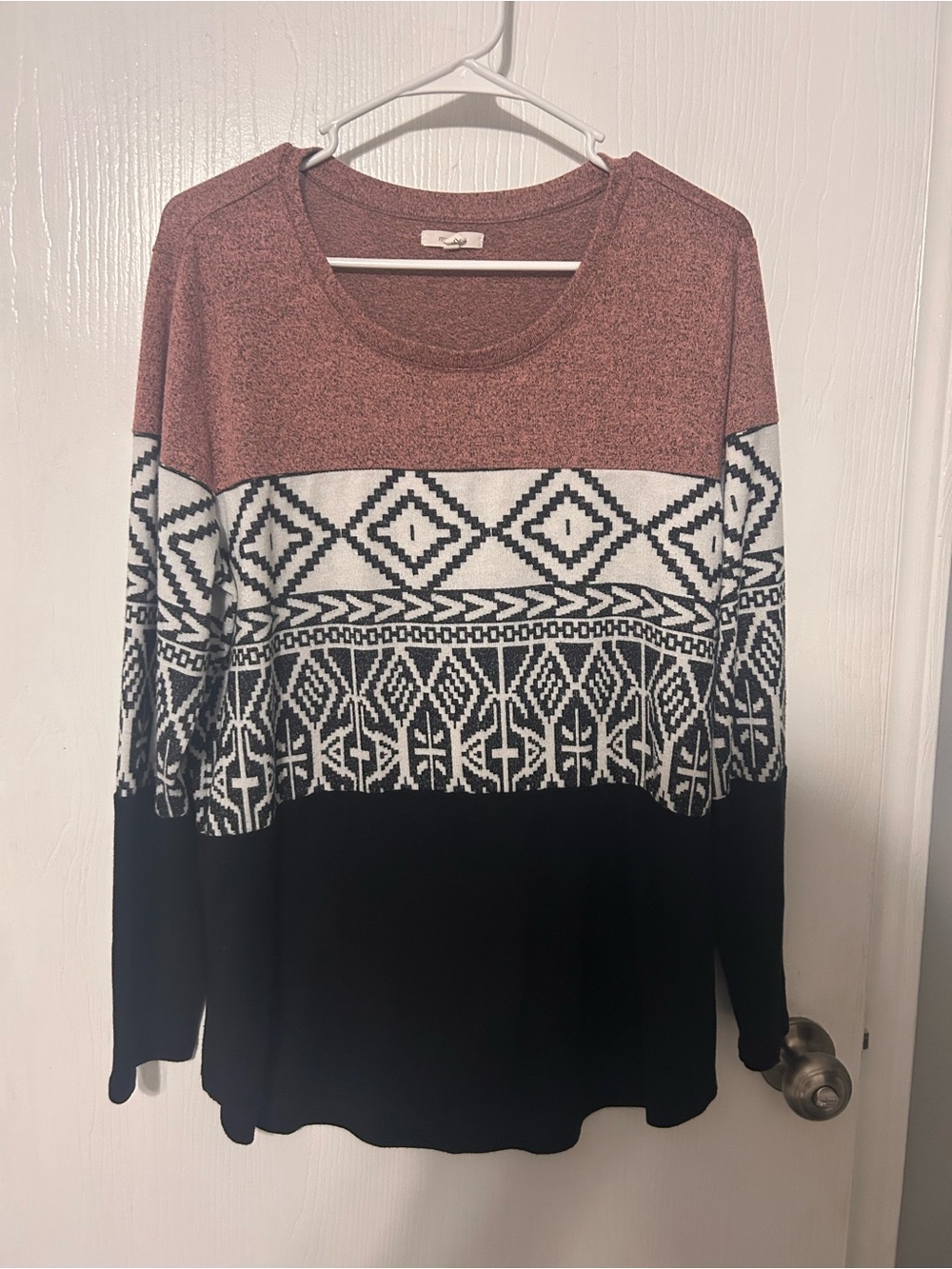 Maurices Mauve & Black Geometric Crewneck Sweater